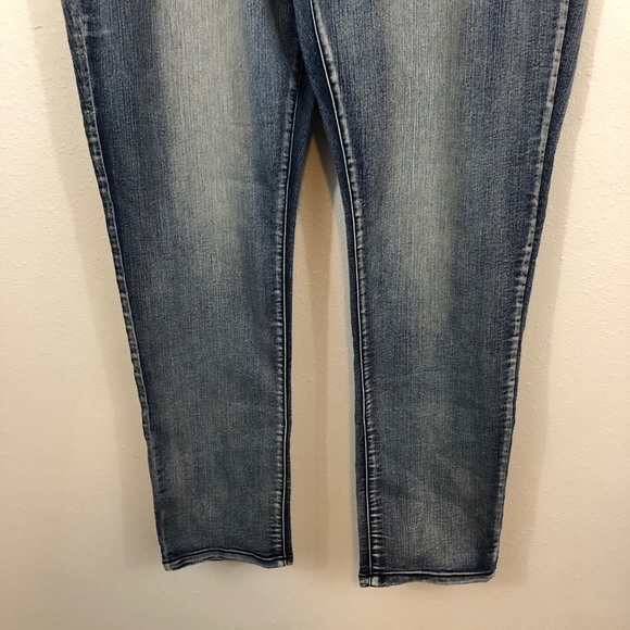 SOLD  Sizzle Jeans Med wash distressed design - Picture 3 of 11